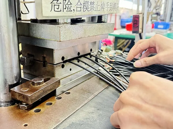 Industrial Cable Assemblies